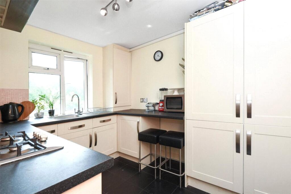 Kitchen (1)