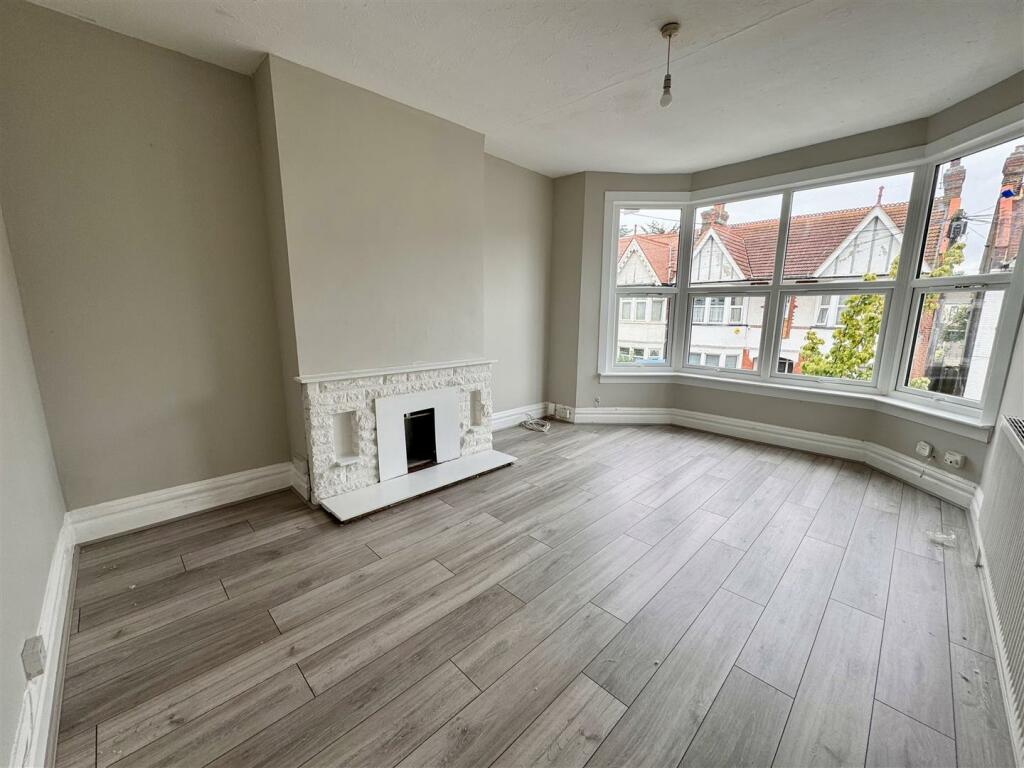 Living Room.jpg