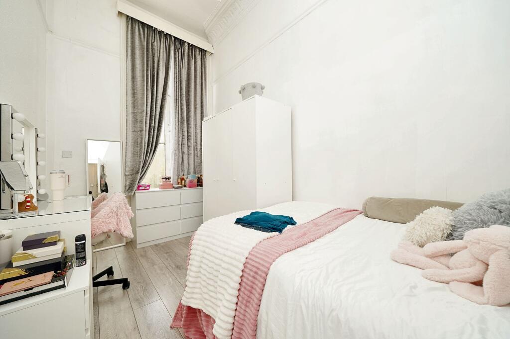 56 Longridge Road, Earls Court, London SW5 9SH