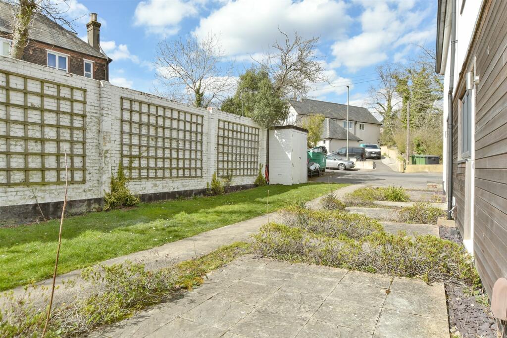 Patio / Decking (Original)