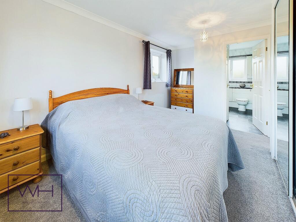 CAM03785G0-PR0156-ST