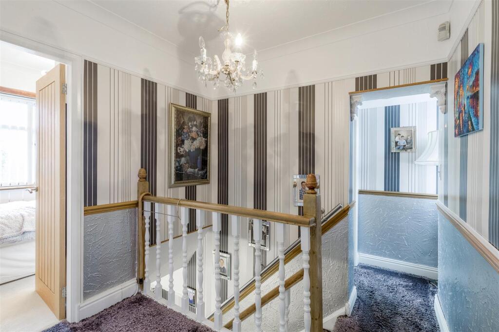 128 Watling Street 012.jpg