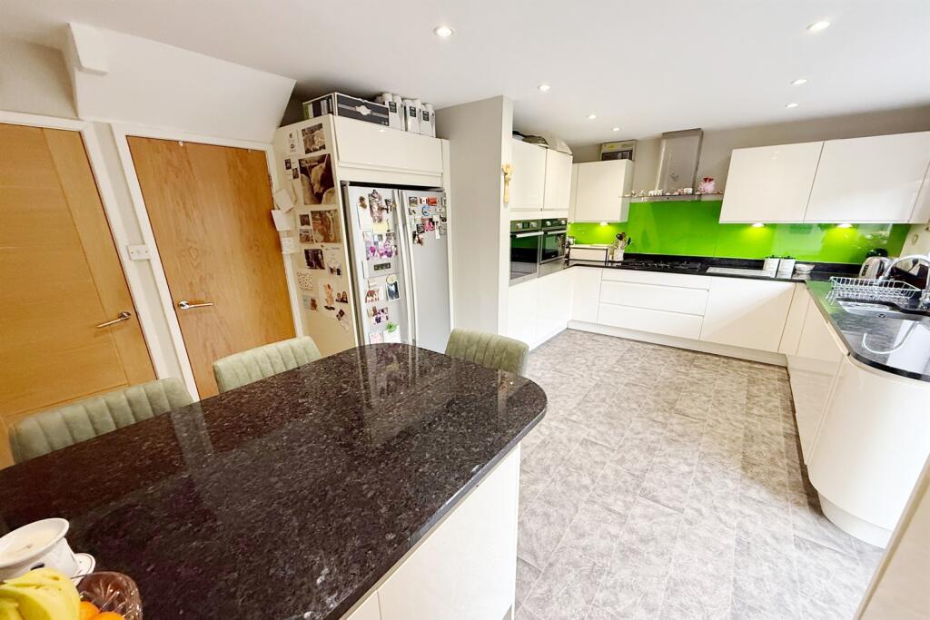 Kitchen Breakfast Ro