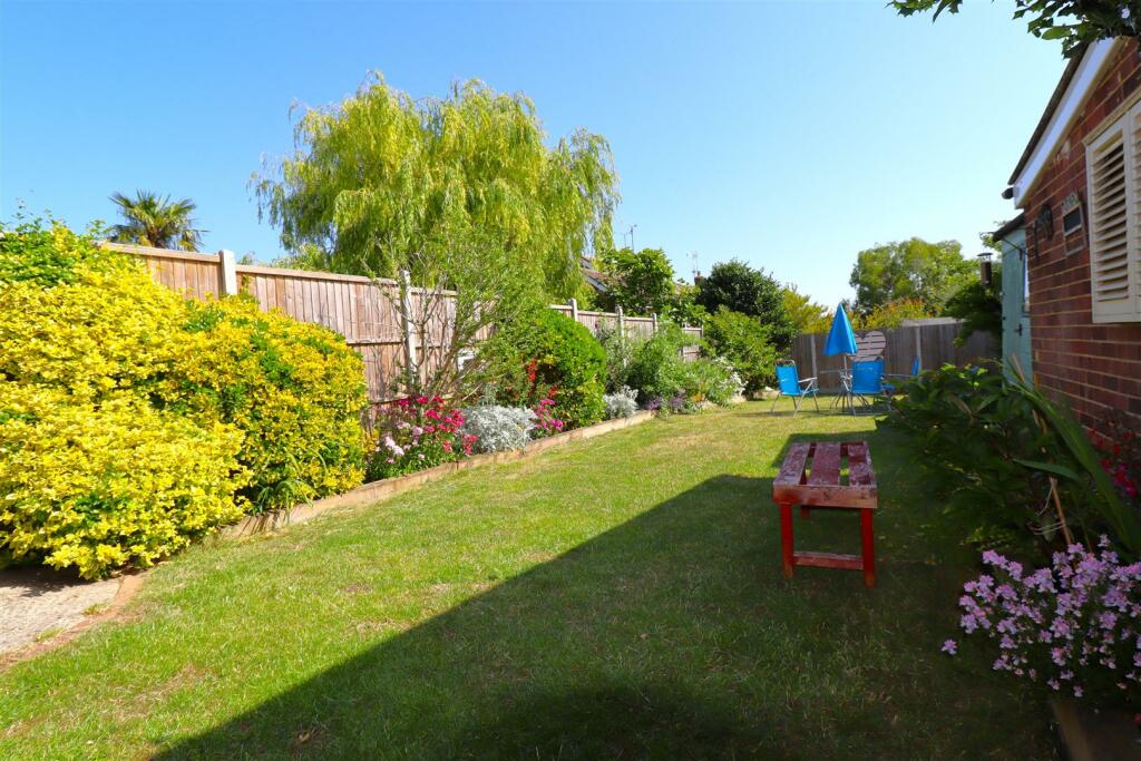 Garden (1).JPG
