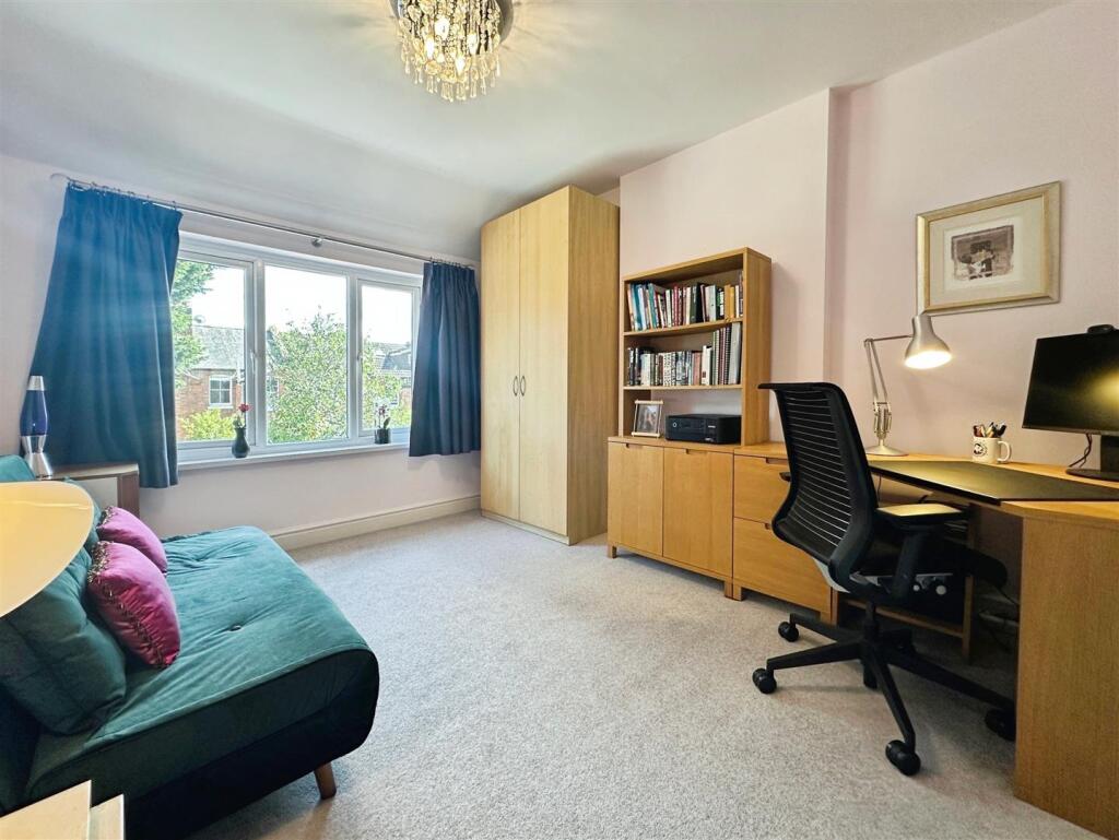 57e960d6--4E93-8D7E-F37D164053EA-36581-00002987F94