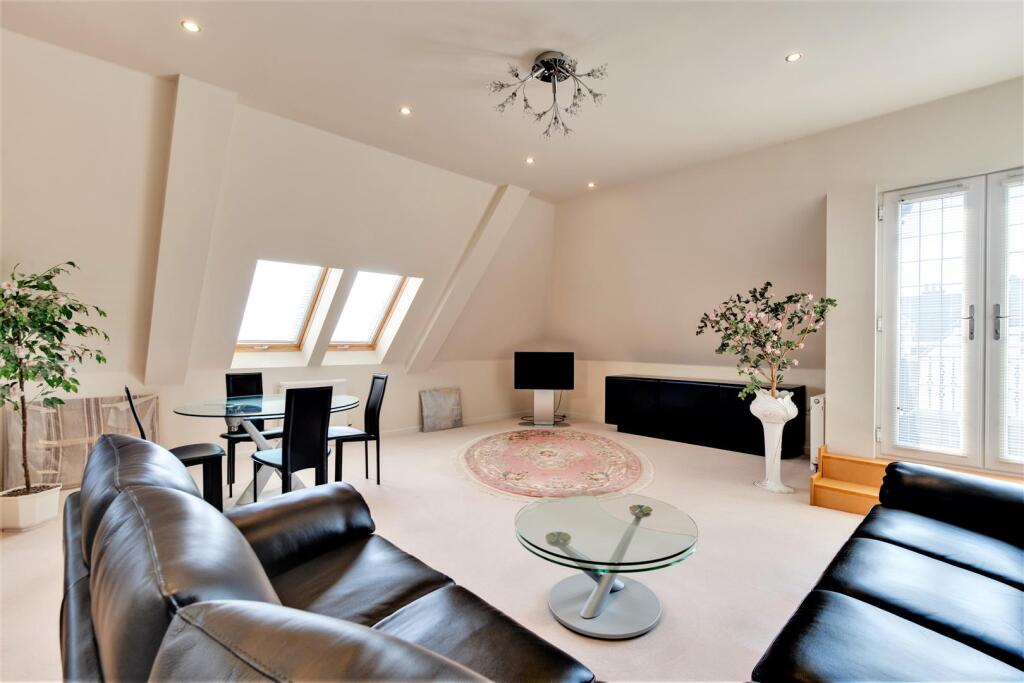 LOUNGE DINING KITCHEN FAMILY ROOM