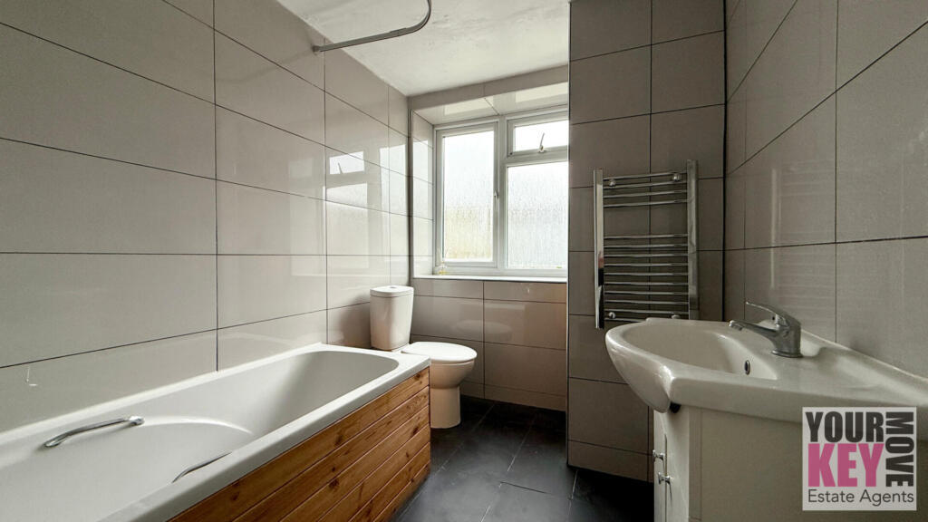 Folkestone Estate Agents, Your Key Move - Cheriton