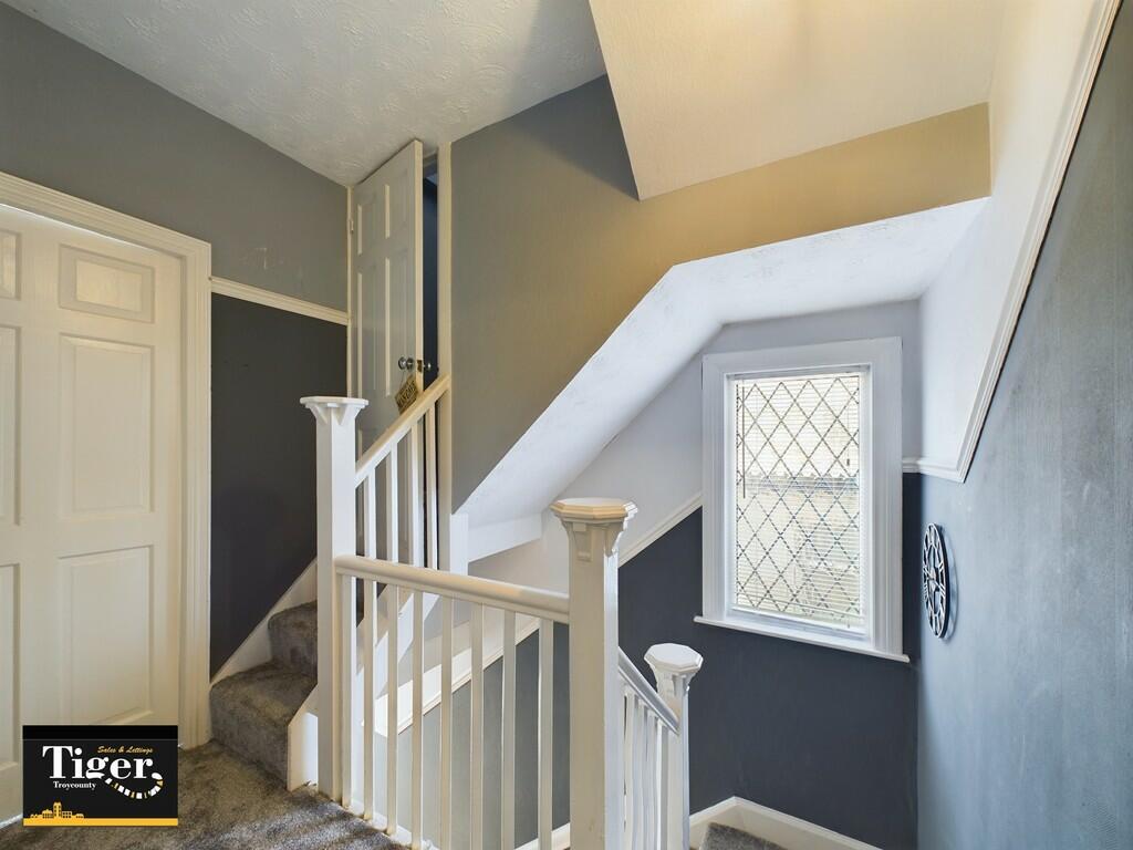 CAM02176G0-PR0311...