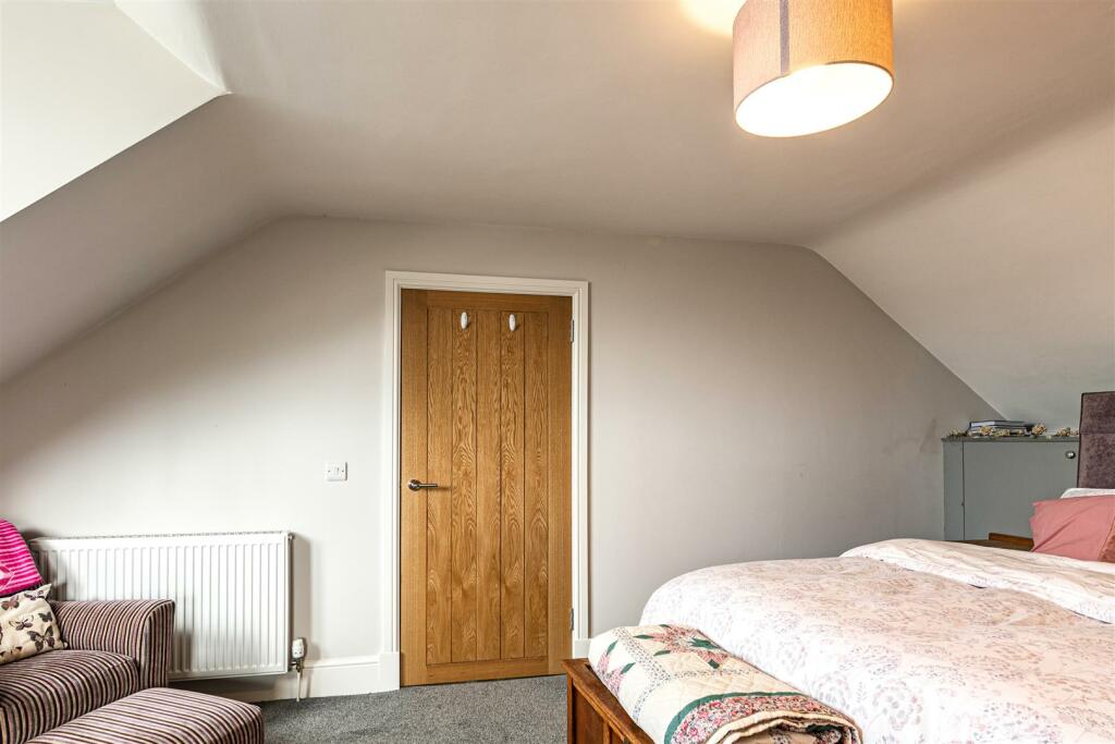 52 Tower Street Selkirk  (25).JPG