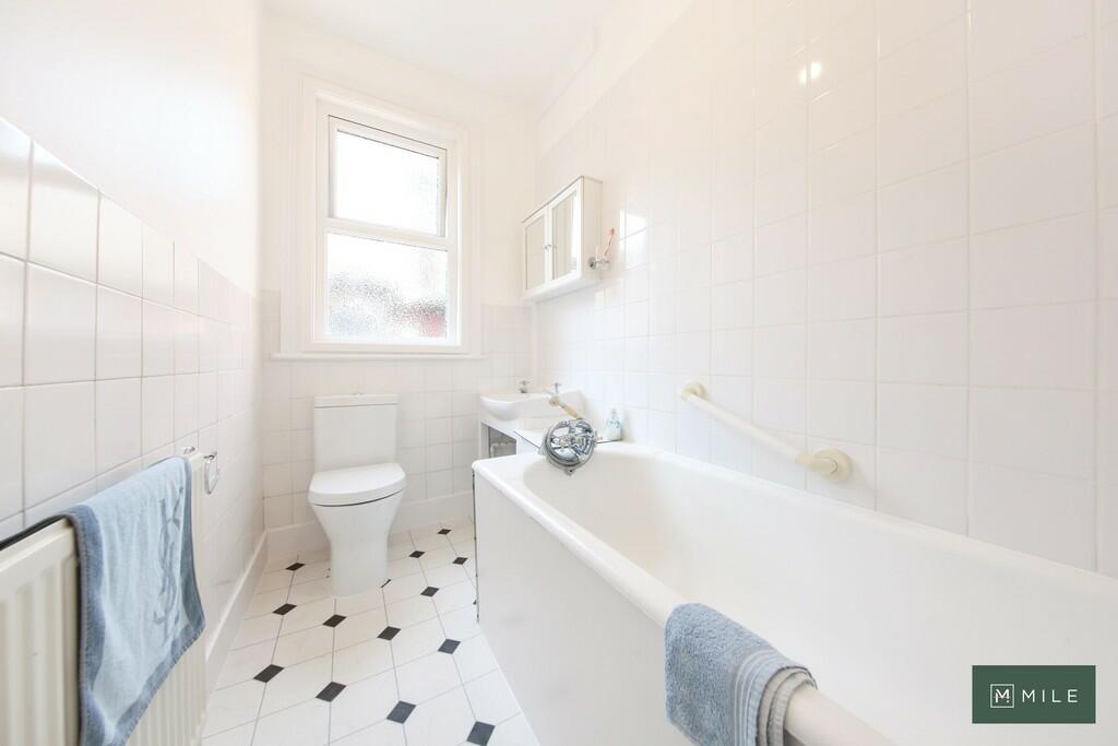 12A Odessa Road -...