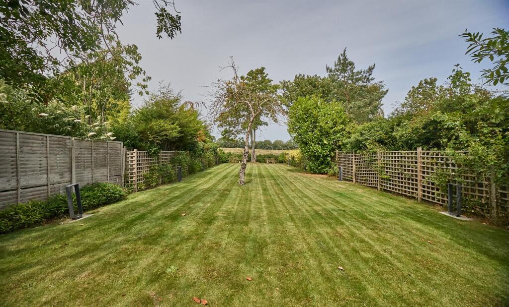 59 Lychgate Lane BB 11.jpg