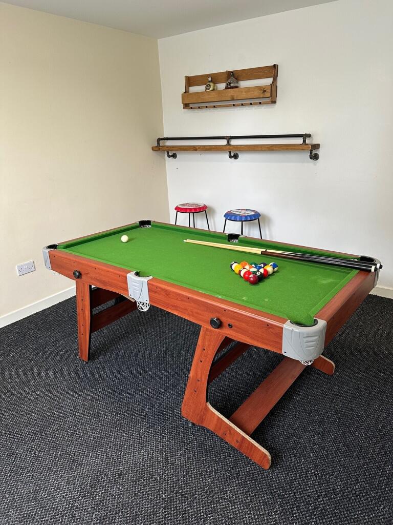 pool room 2