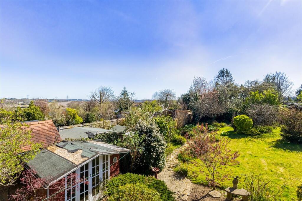 15 HeathDrive (27).jpg