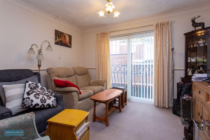 Sitting/Dining Room