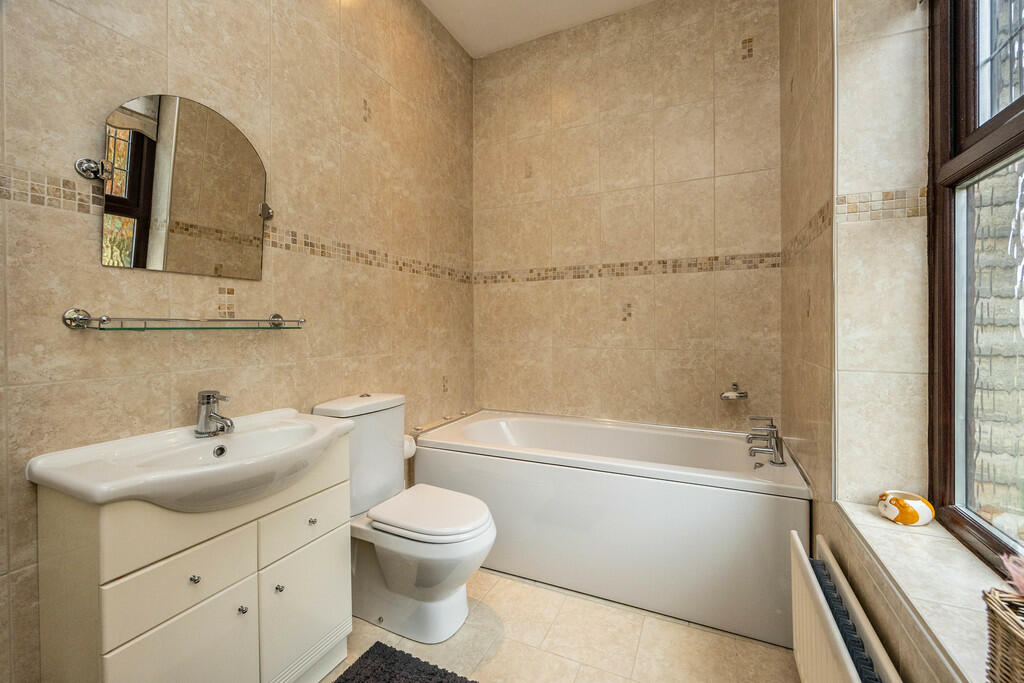 153WRScholes-2510...