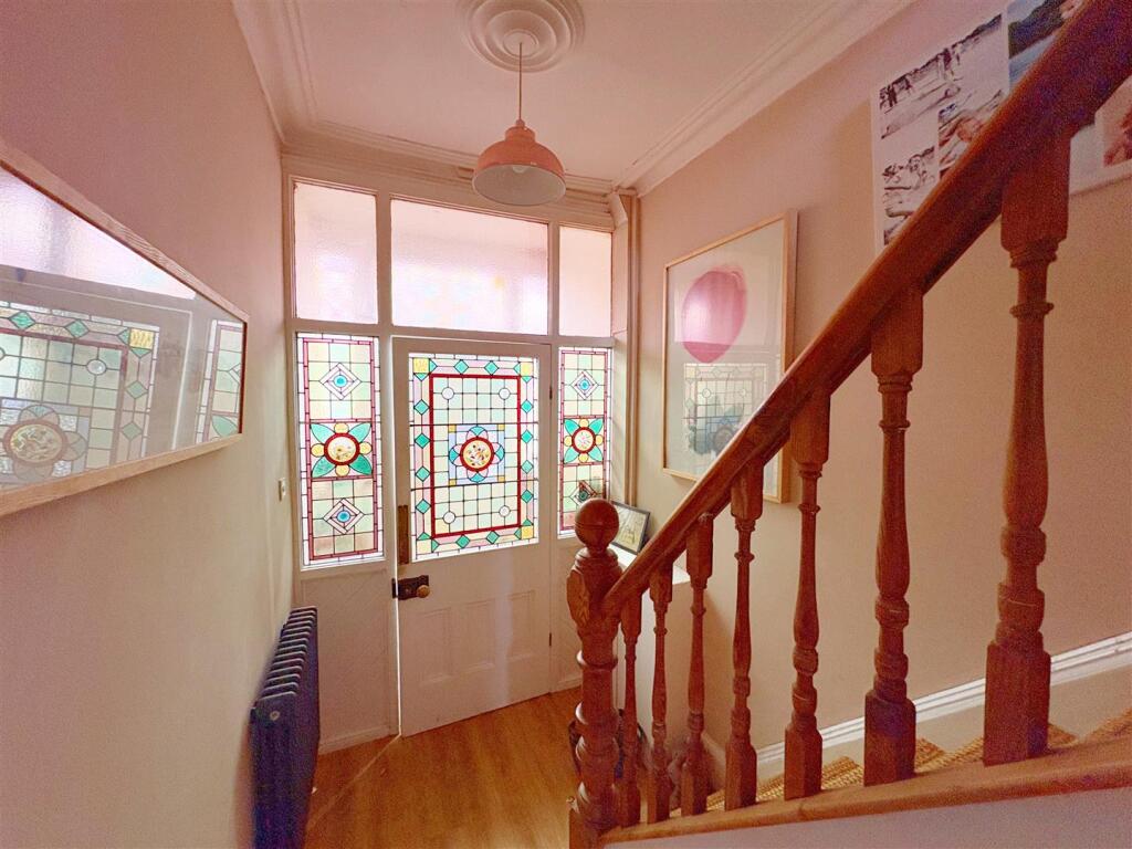 Hallway and stairs.jpg