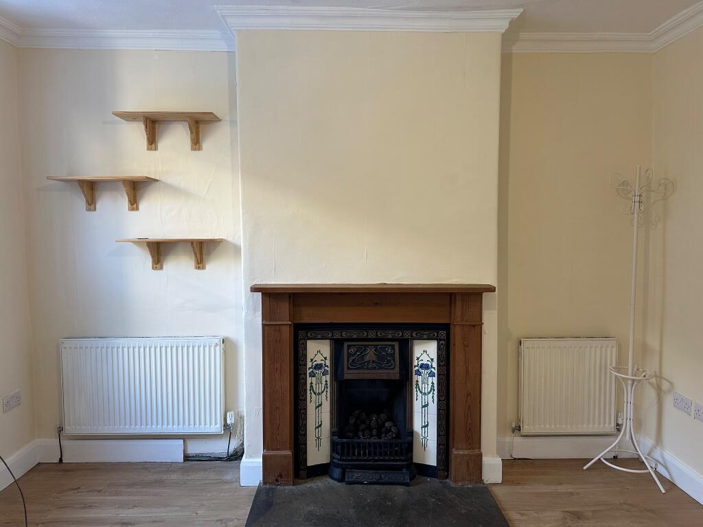 Photograph 4