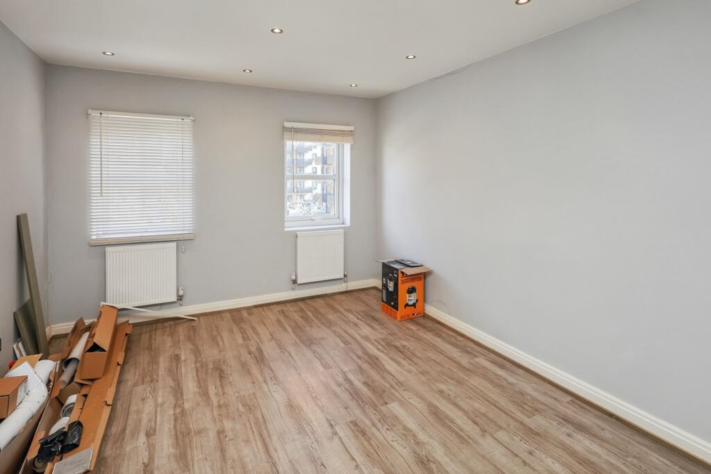 Flat 6, 68 Boston Road, Hanwell, London, W7 2ET
