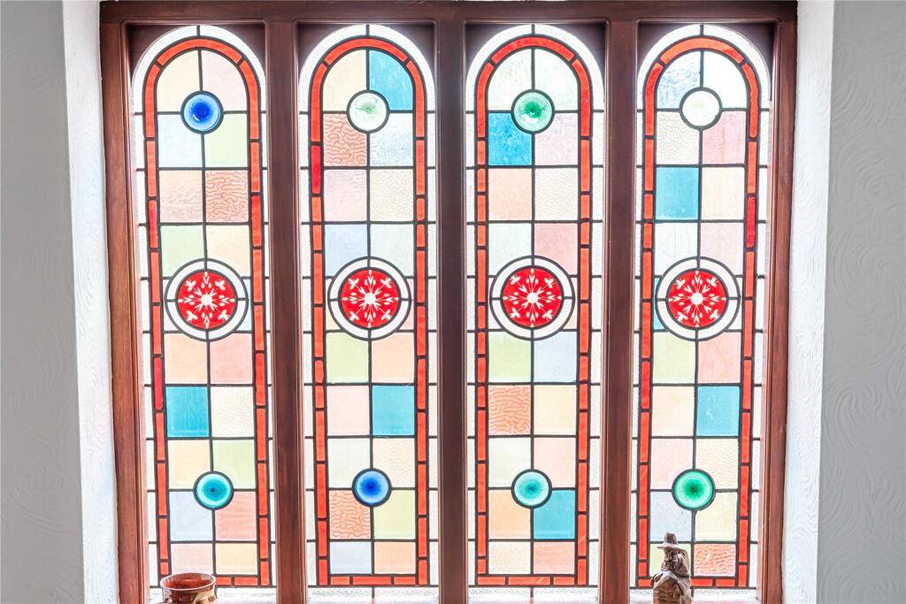 Feature Window
