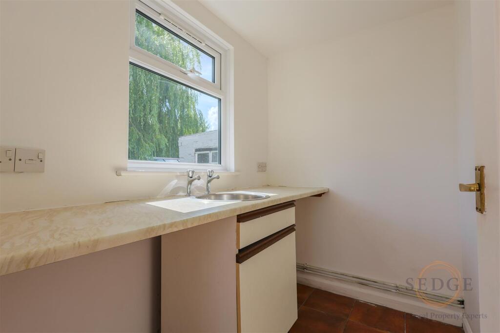 190 main road -01.jpg