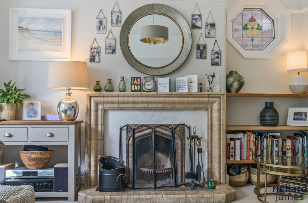 2e862fb9821a403b9973e989a8133405