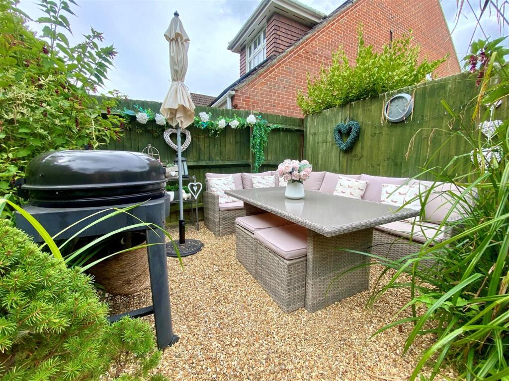 garden 2.jpg