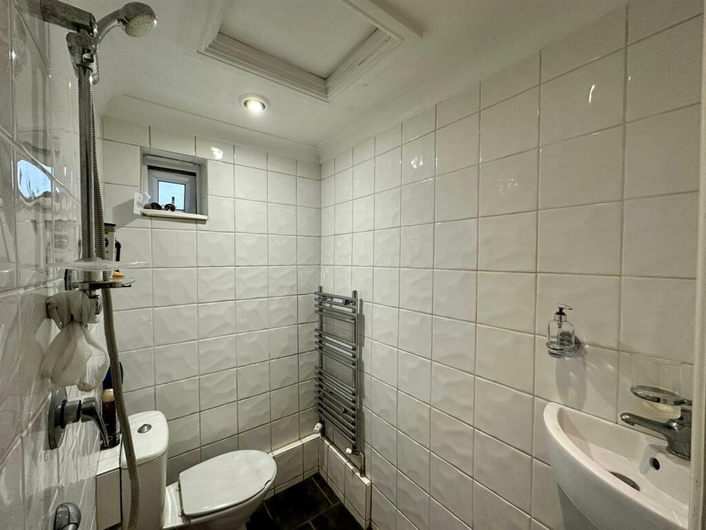 Downstairs Shower room.jpeg