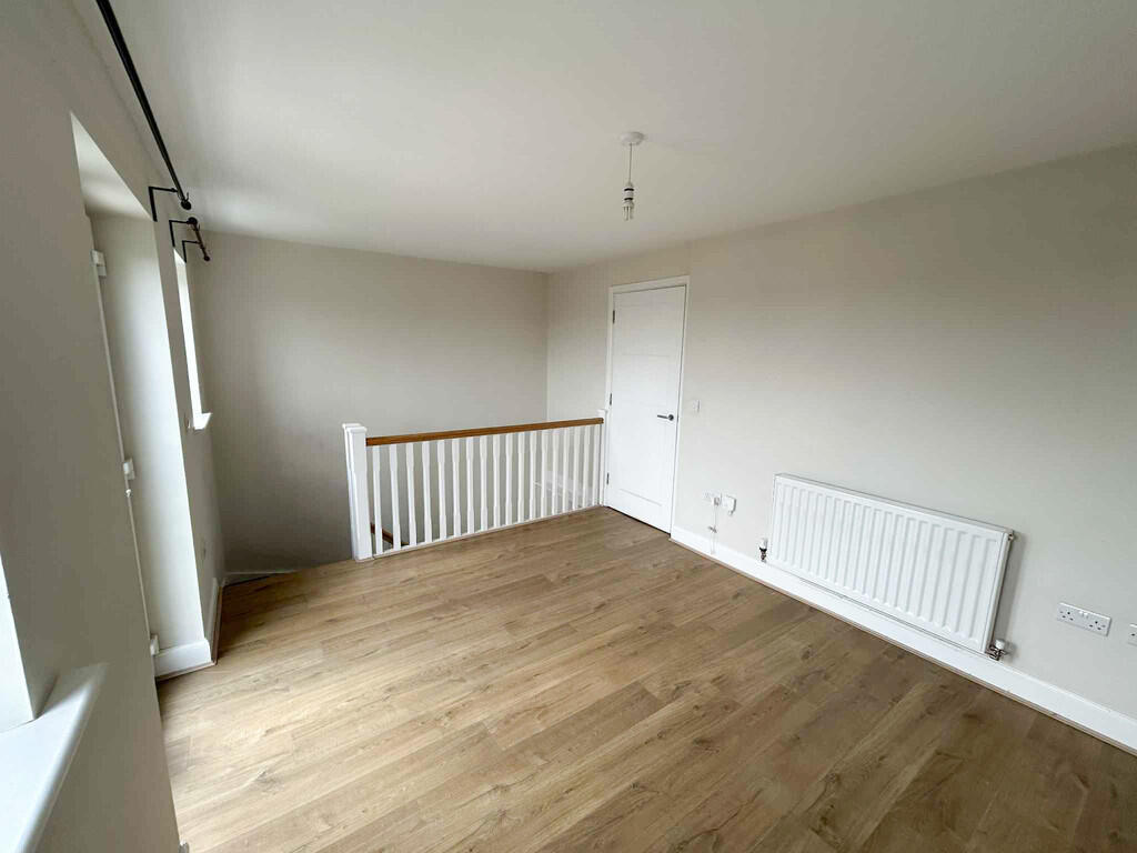 26ae2700-3926-498...