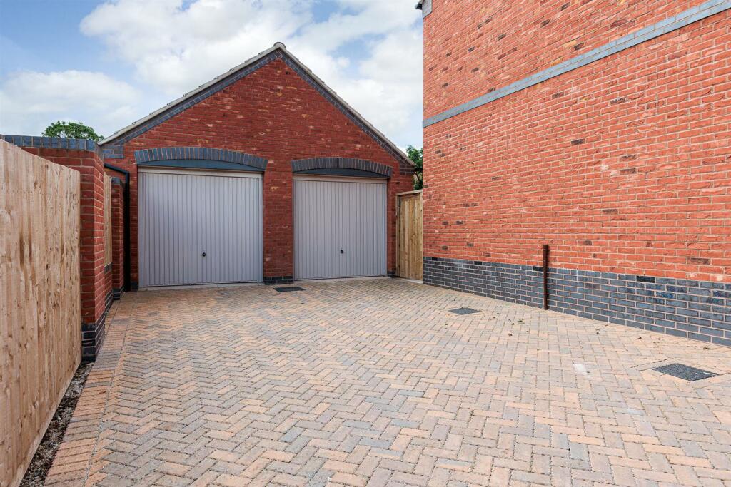 Double Garage