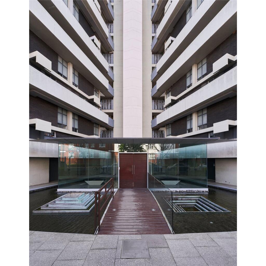 Keeling House, E2