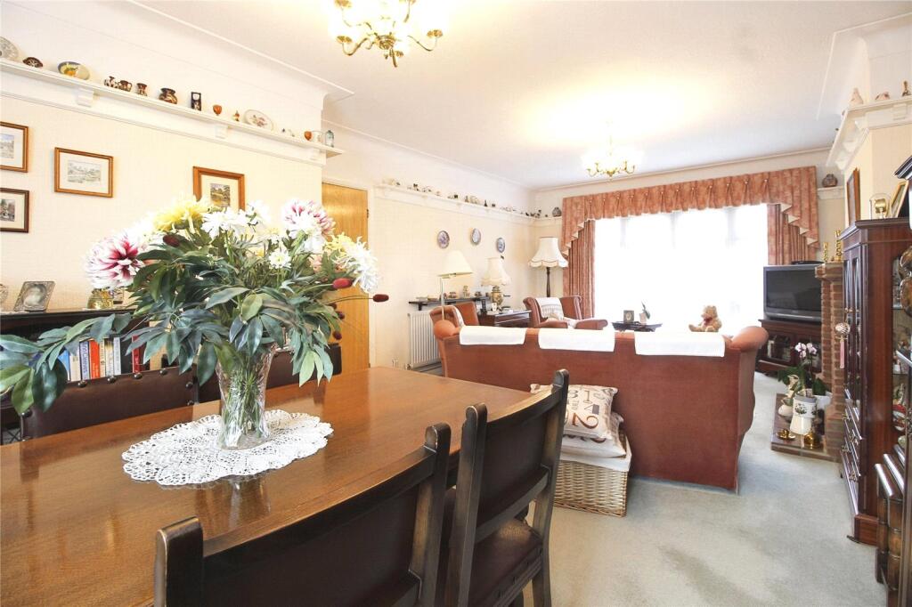 Lounge/Diner