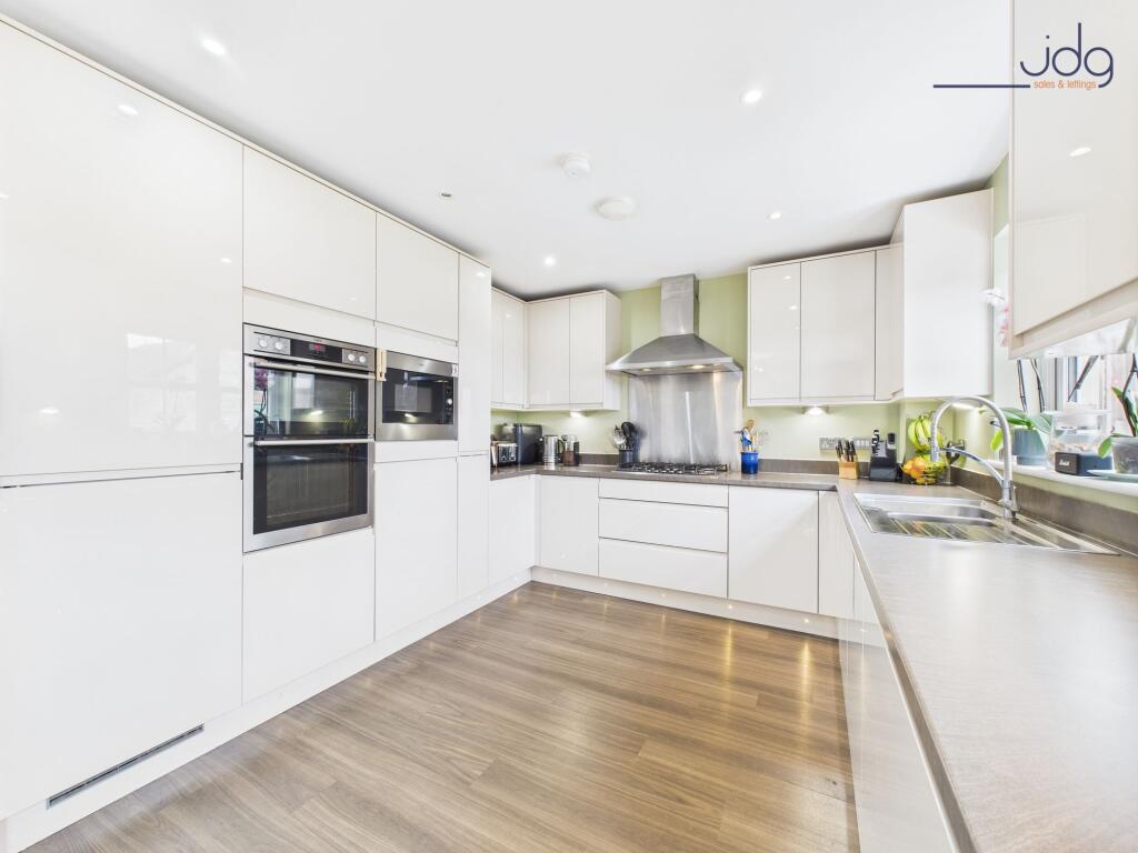 Upgraded kitchen specification with AEG appliances