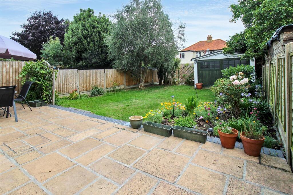 Rear Garden 1.jpg