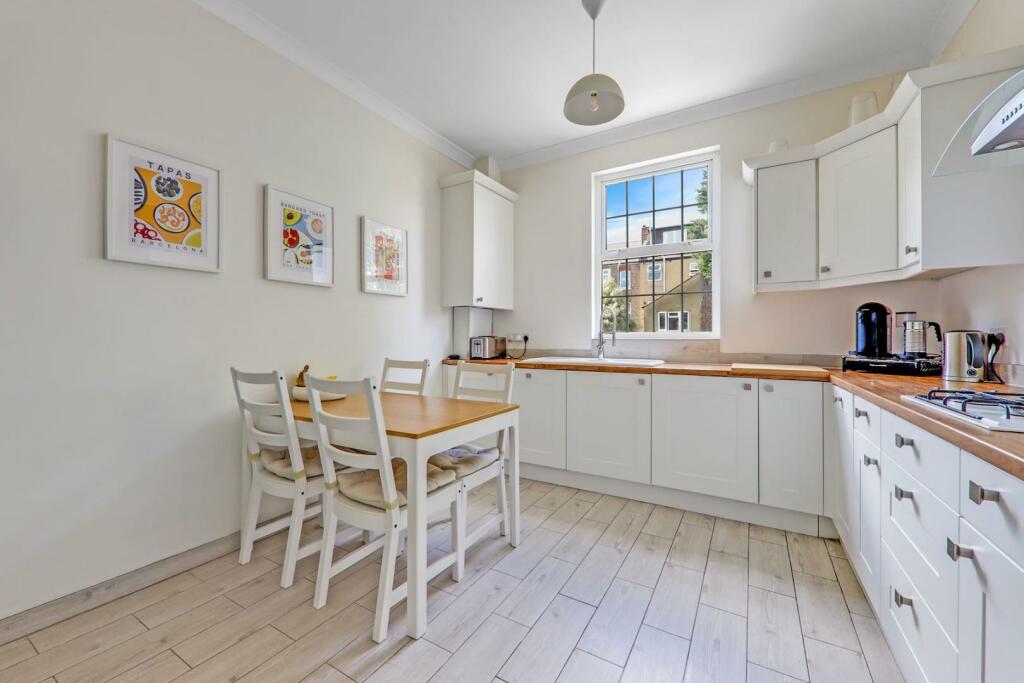 08-84e8JHPropWorld - 11b Wiverton Road - 22-medium
