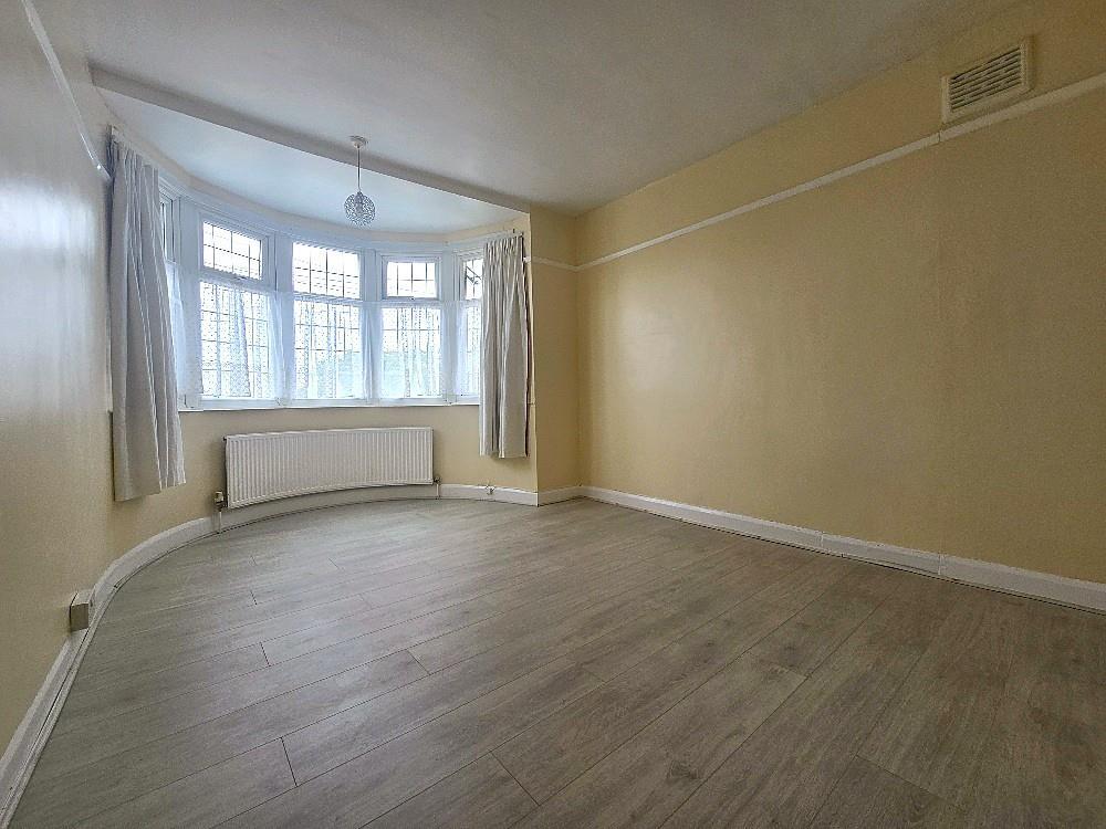 Briton Road, Stoke - Front Double Bedroom.jpg