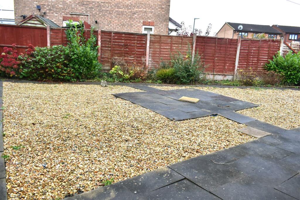 rear garden.JPG
