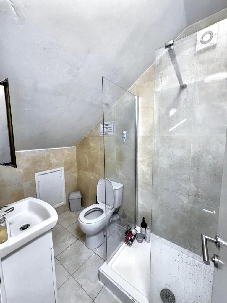 WhatsApp Image 2025-03-14 at 16.14.54 (1).jpeg