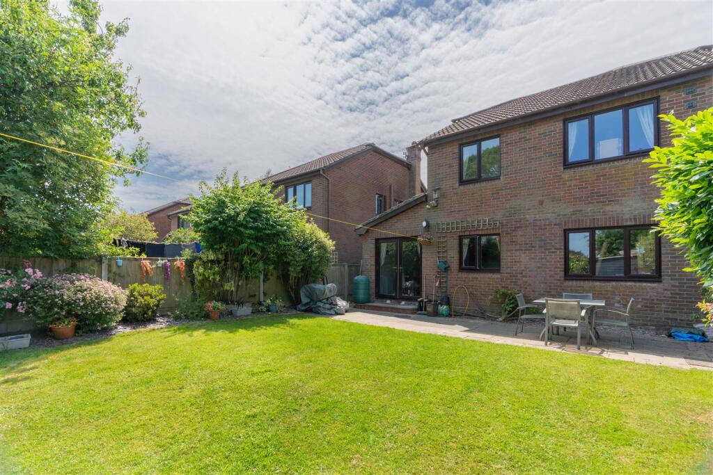 14 Barnside Way-47.jpg