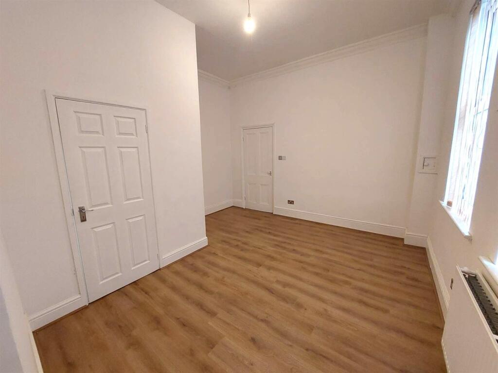 Bedroom 3.jpg