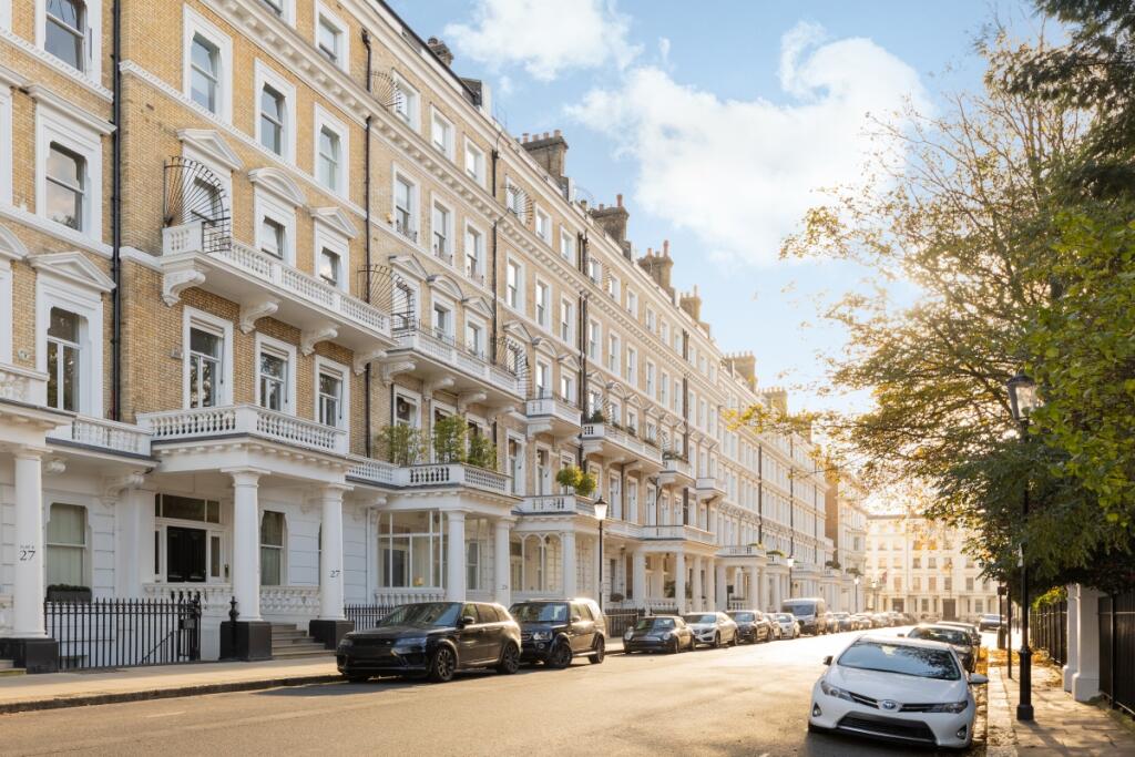 Queens Gate Garde...