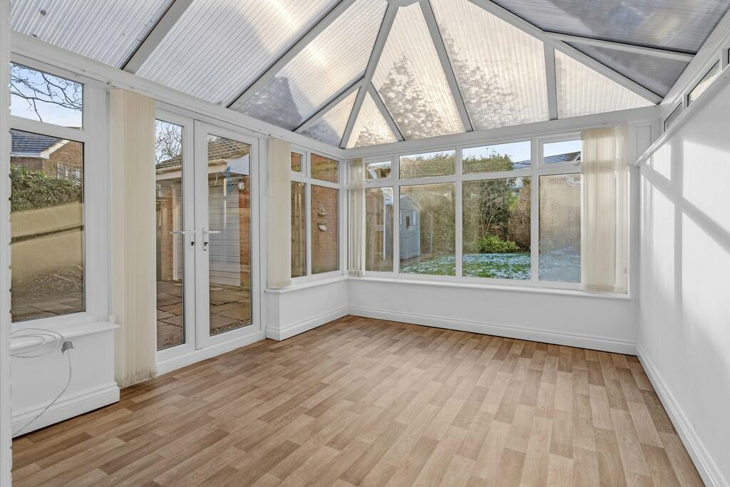 1 Wayside Court, ...