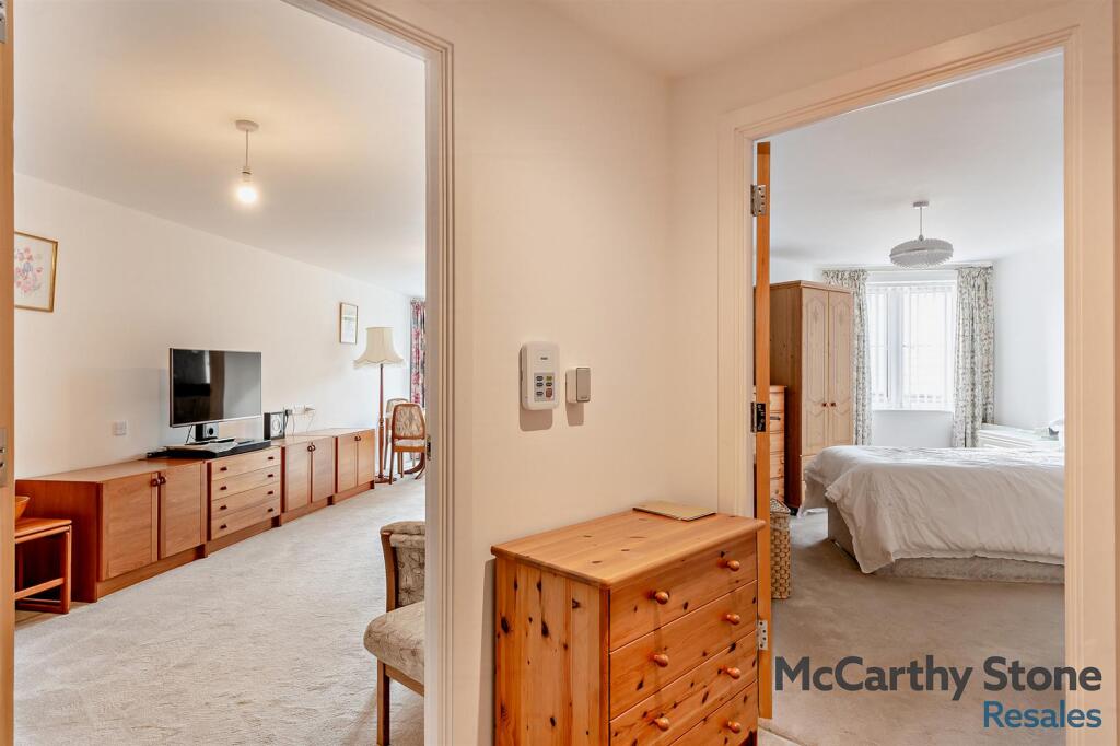 8665851-interior13-800.jpg