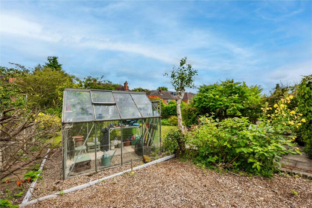 30 Longdale Lane-55.jpg