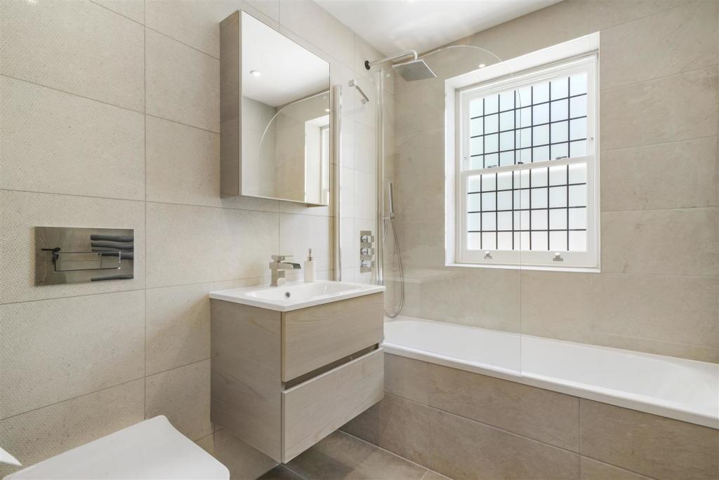 Bath.jpg