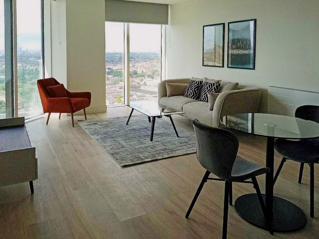 lounge 2 furnishe...