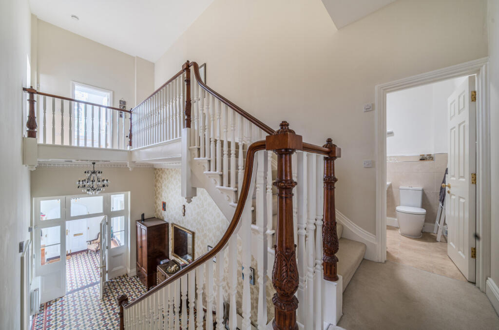 1381143-8-6913631...