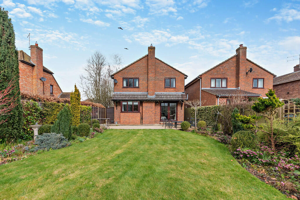 8639764-exterior0...