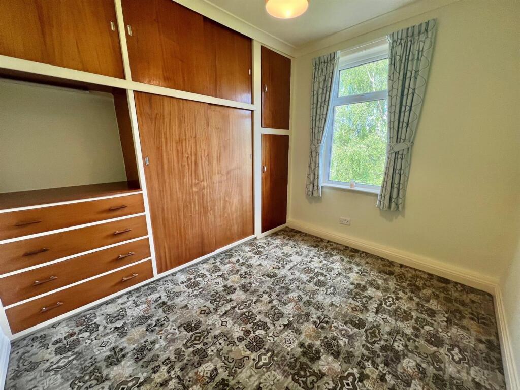 Bramleys Estate Agents - Lidgett Lane - Skelmantho