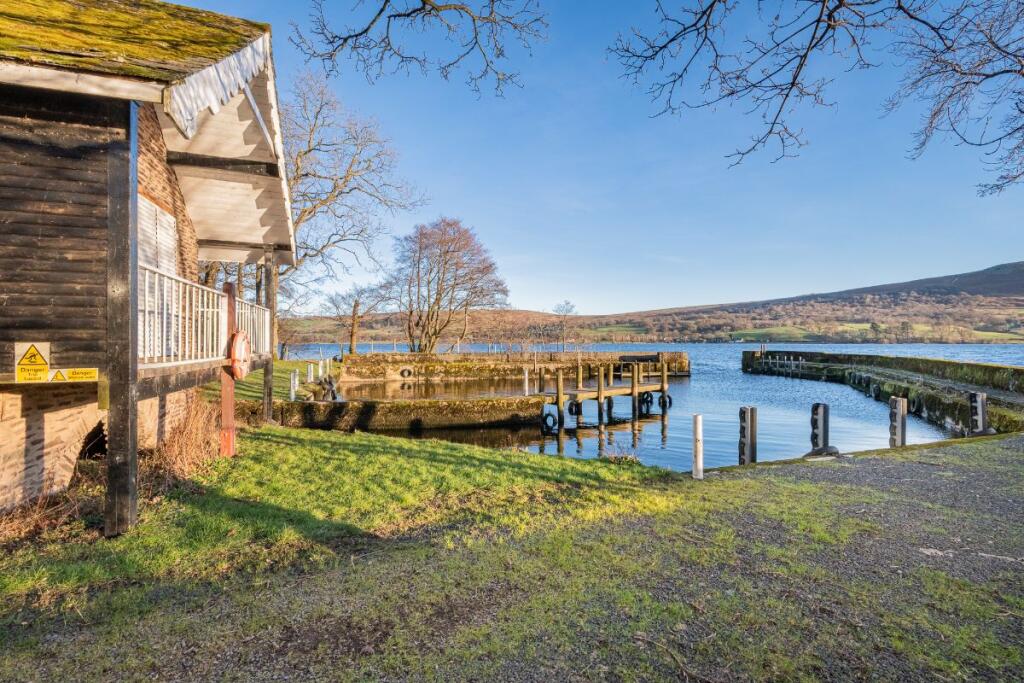 Harbour and Boathouse