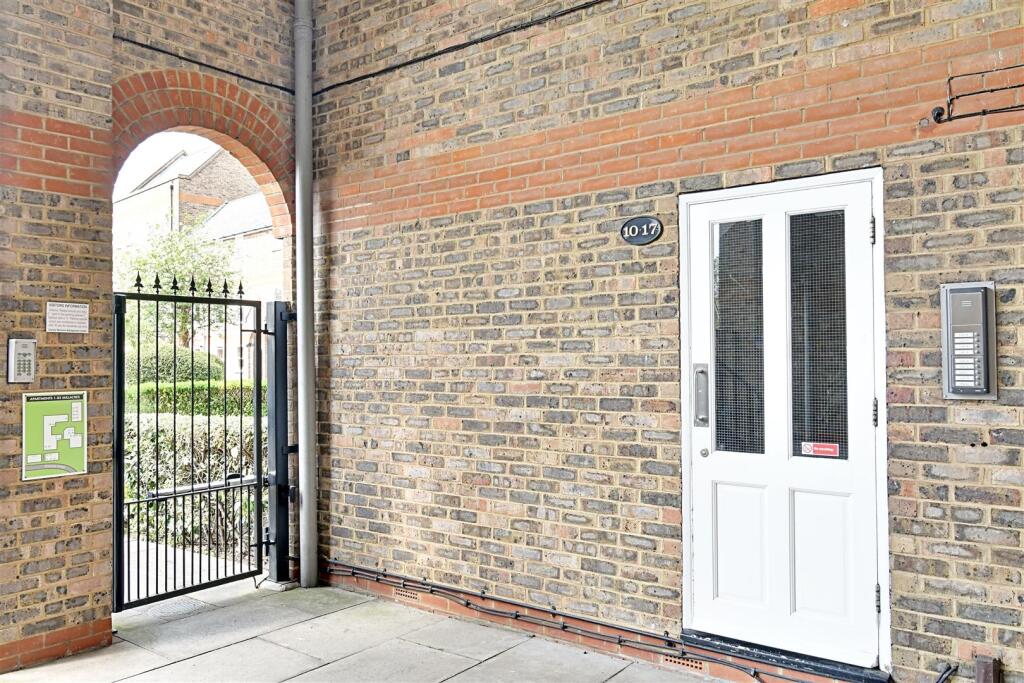 Entrance.jpg